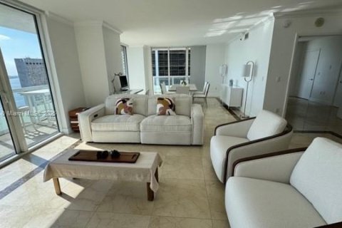 Condo in Miami, Florida, 3 bedrooms  № 1888982 - photo 14
