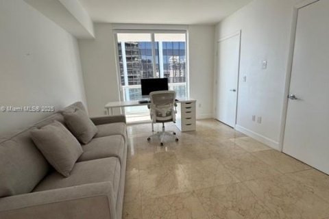Condo in Miami, Florida, 3 bedrooms  № 1888982 - photo 20