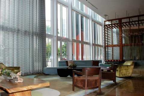 Condo in Miami, Florida, 3 bedrooms  № 1888982 - photo 27