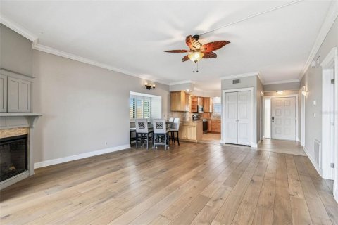 Condo in Tierra Verde, Florida, 2 bedrooms  № 1873964 - photo 20