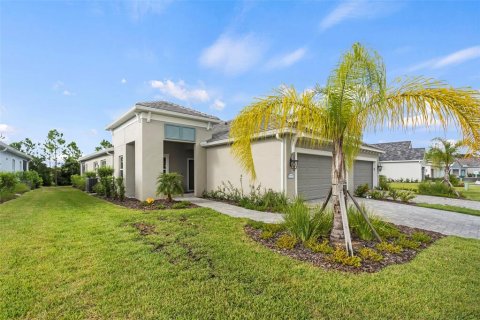 House in Venice, Florida 3 bedrooms, 171.68 sq.m. № 1893899 - photo 30