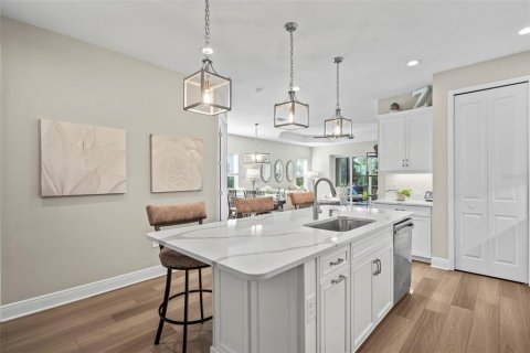 House in Venice, Florida 3 bedrooms, 171.68 sq.m. № 1893899 - photo 6