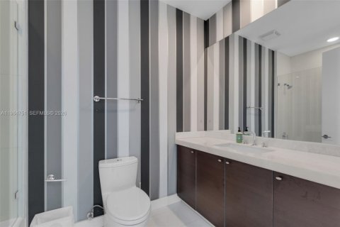 Купить кондоминиум в Майами, Флорида 4 спальни, 244.43м2, № 2048183 - фото 18