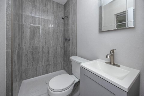 Condominio en venta en Kenneth City, Florida, 2 dormitorios, 81.29 m2 № 1894424 - foto 30