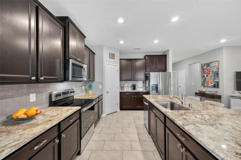 House in Sarasota, Florida 3 bedrooms, 189.99 sq.m. № 1910915 - photo 26