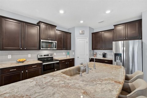 House in Sarasota, Florida 3 bedrooms, 189.99 sq.m. № 1910915 - photo 27