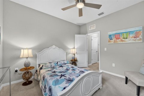 House in Sarasota, Florida 3 bedrooms, 189.99 sq.m. № 1910915 - photo 16