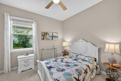 House in Sarasota, Florida 3 bedrooms, 189.99 sq.m. № 1910915 - photo 15