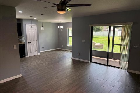 Villa ou maison à vendre à Haines City, Floride: 3 chambres, 128.02 m2 № 2354641 - photo 7