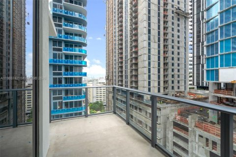 Купить кондоминиум в Майами, Флорида 2 спальни, 76.64м2, № 2089037 - фото 21