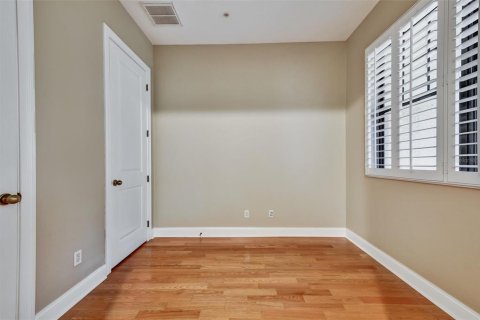 Adosado en alquiler en Tampa, Florida, 3 dormitorios, 175.03 m2 № 1905678 - foto 5