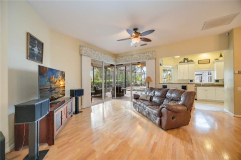 Casa en venta en Bradenton, Florida, 4 dormitorios, 225.57 m2 № 1363006 - foto 12