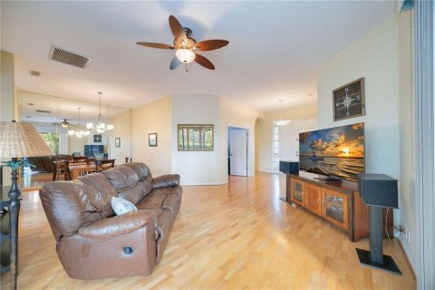 Casa en venta en Bradenton, Florida, 4 dormitorios, 225.57 m2 № 1363006 - foto 13