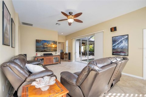 Casa en venta en Bradenton, Florida, 4 dormitorios, 225.57 m2 № 1363006 - foto 30