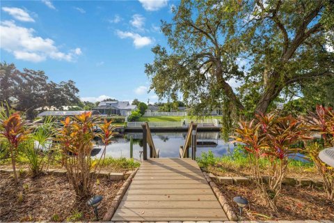 Casa en venta en Bradenton, Florida, 4 dormitorios, 225.57 m2 № 1363006 - foto 4