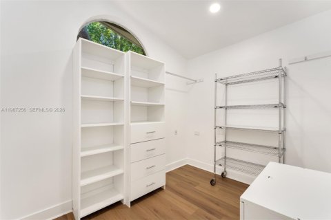 Casa en venta en South Miami, Florida, 3 dormitorios, 138.24 m2 № 2032468 - foto 14