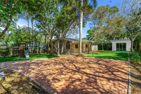Casa en venta en South Miami, Florida, 3 dormitorios, 138.24 m2 № 2032468 - foto 30