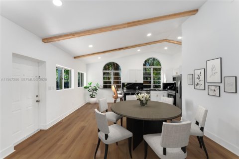Casa en venta en South Miami, Florida, 3 dormitorios, 138.24 m2 № 2032468 - foto 5
