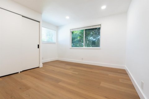 Condo in Fort Lauderdale, Florida, 3 bedrooms  № 2387945 - photo 21
