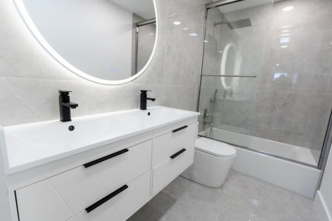 Condo in Fort Lauderdale, Florida, 3 bedrooms  № 2387945 - photo 9