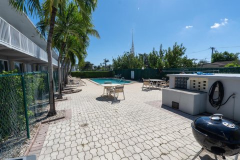 Condo in Fort Lauderdale, Florida, 3 bedrooms  № 2387945 - photo 27