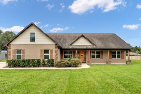 Casa en venta en Lakeland, Florida, 4 dormitorios, 299.8 m2 № 1909908 - foto 1