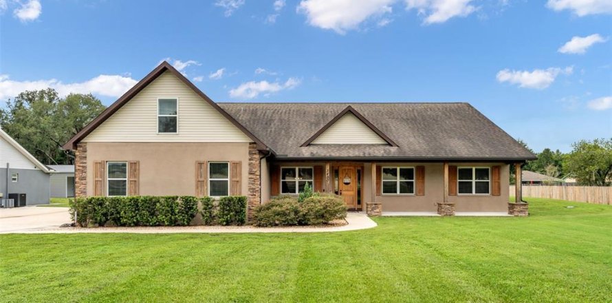 Casa en Lakeland, Florida 4 dormitorios, 299.8 m2 № 1909908