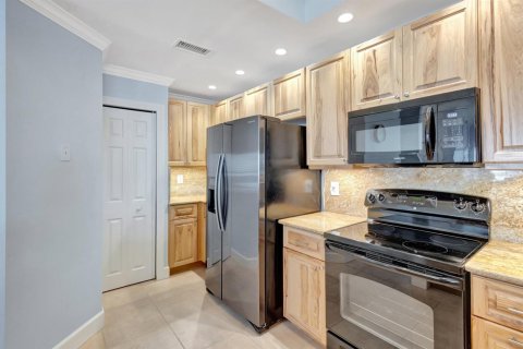 Touwnhouse à vendre à Hutchinson Island South, Floride: 3 chambres, 156.45 m2 № 2181964 - photo 12