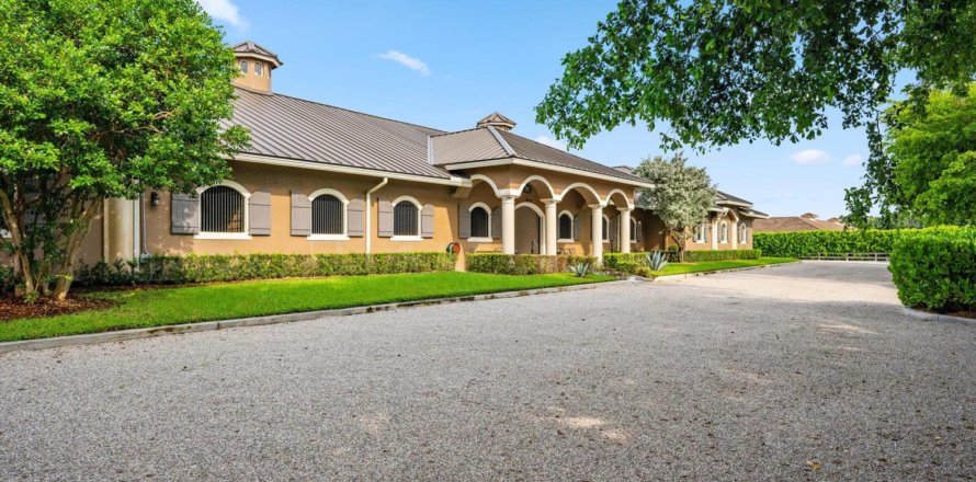 House in Wellington, Florida 4 rooms, 146.79 sq.m. № 2242277