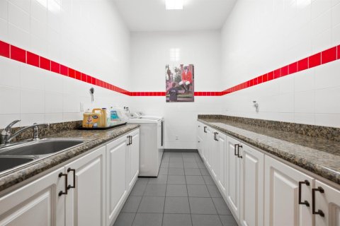 House in Wellington, Florida 4 rooms, 146.79 sq.m. № 2242277 - photo 19