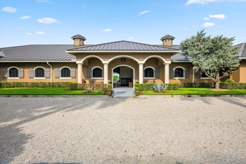 House in Wellington, Florida 4 rooms, 146.79 sq.m. № 2242277 - photo 2