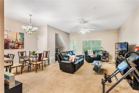 Adosado en venta en Apopka, Florida, 3 dormitorios, 169.73 m2 № 1834710 - foto 3