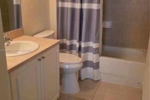 Condo in Boynton Beach, Florida, 3 bedrooms  № 2266074 - photo 22