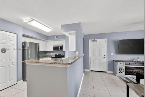 Condo in Boynton Beach, Florida, 3 bedrooms  № 2266074 - photo 11