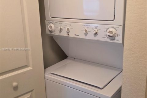 Condo in Boynton Beach, Florida, 3 bedrooms  № 2266074 - photo 16