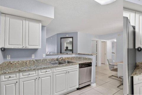 Condo in Boynton Beach, Florida, 3 bedrooms  № 2266074 - photo 12