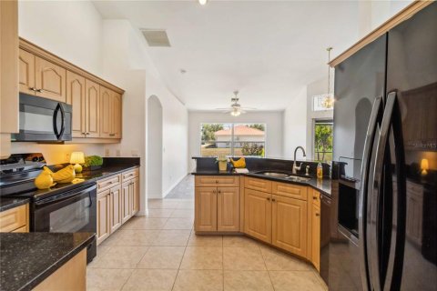 Villa ou maison à vendre à Rotonda, Floride: 3 chambres, 153.57 m2 № 1659063 - photo 14