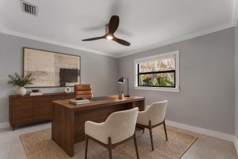 Casa en venta en Miami, Florida, 5 dormitorios, 296.17 m2 № 2378723 - foto 16