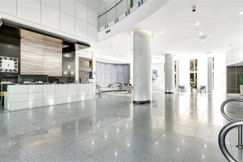 Condominio en alquiler en Aventura, Florida, 2 dormitorios, 99.78 m2 № 2026057 - foto 30