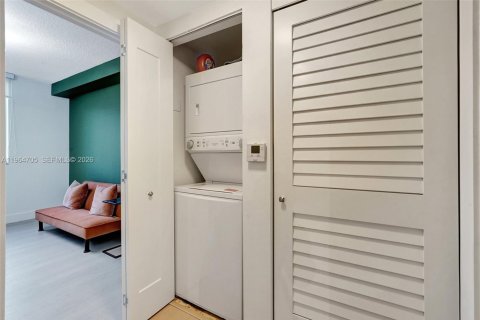 Condominio en alquiler en Aventura, Florida, 2 dormitorios, 99.78 m2 № 2026057 - foto 26