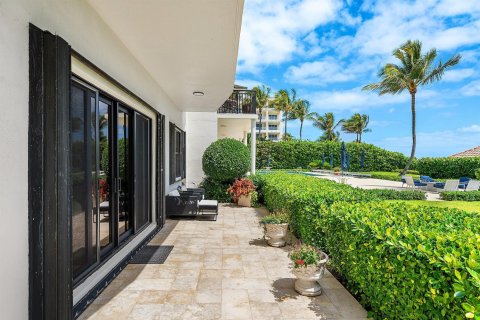 Condo in Gulf Stream, Florida, 3 bedrooms  № 2158423 - photo 19