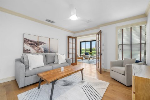 Condo in Gulf Stream, Florida, 3 bedrooms  № 2158423 - photo 13