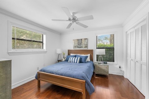 Condo in Gulf Stream, Florida, 3 bedrooms  № 2158423 - photo 18