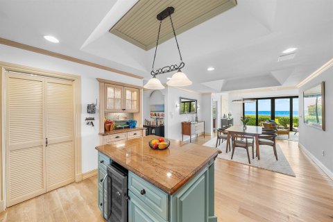Condo in Gulf Stream, Florida, 3 bedrooms  № 2158423 - photo 4