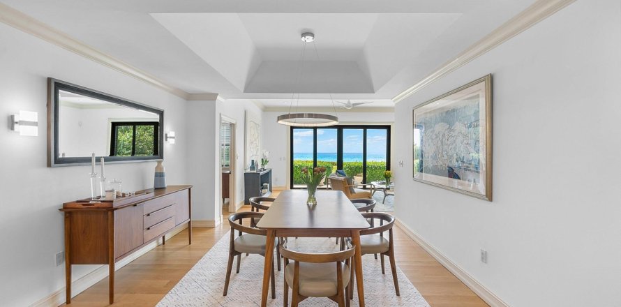 Condo in Gulf Stream, Florida, 3 bedrooms  № 2158423