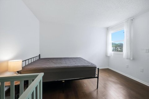 Condo in Sarasota, Florida, 2 bedrooms  № 2403565 - photo 21