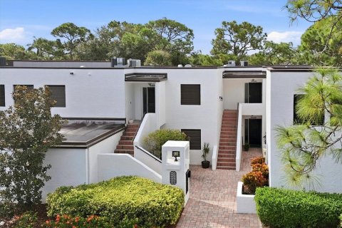 Condo in Sarasota, Florida, 2 bedrooms  № 2403565 - photo 3