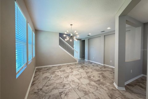Villa ou maison à vendre à Apopka, Floride: 5 chambres, 298.59 m2 № 2342279 - photo 30