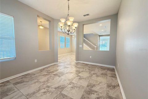 Villa ou maison à vendre à Apopka, Floride: 5 chambres, 298.59 m2 № 2342279 - photo 29