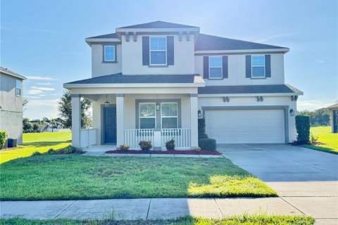 House in Apopka, Florida 5 bedrooms, 298.59 sq.m. № 2342279